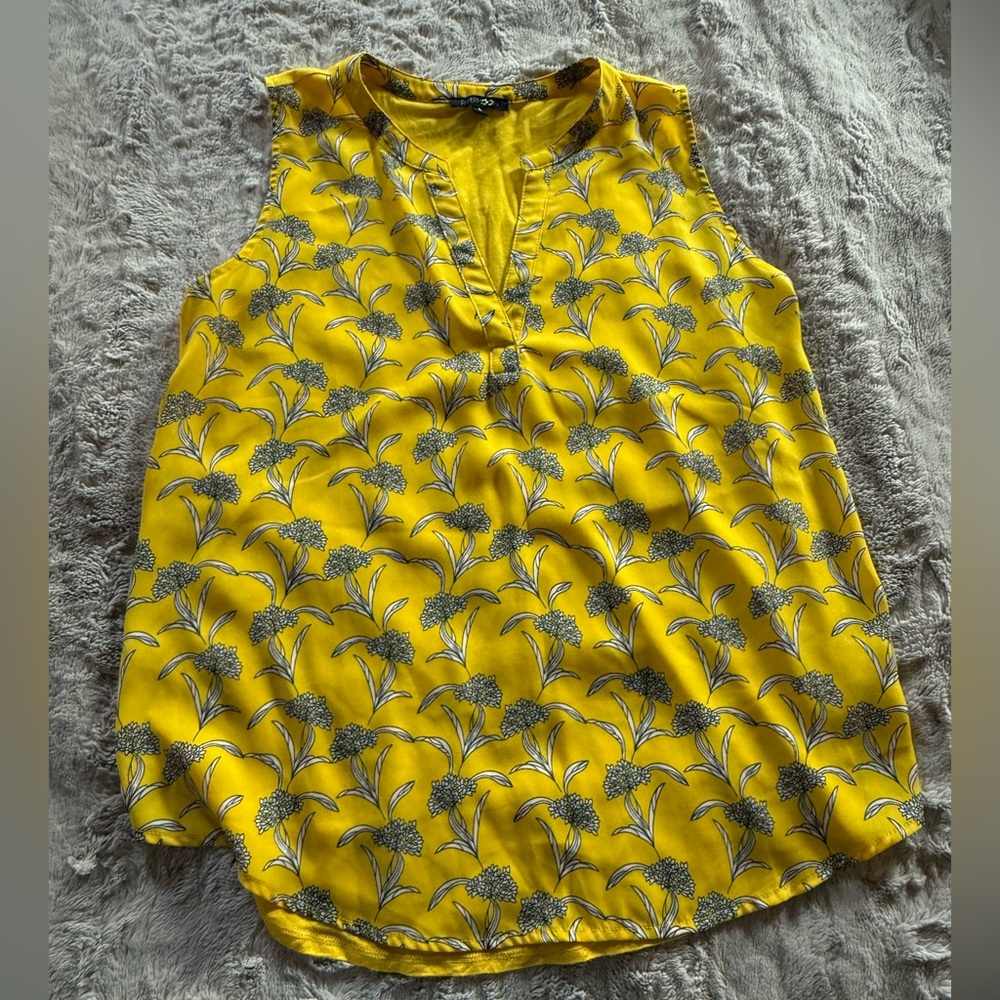 Papermoon Yellow Sleeveless Blouse with Mandarin Collar